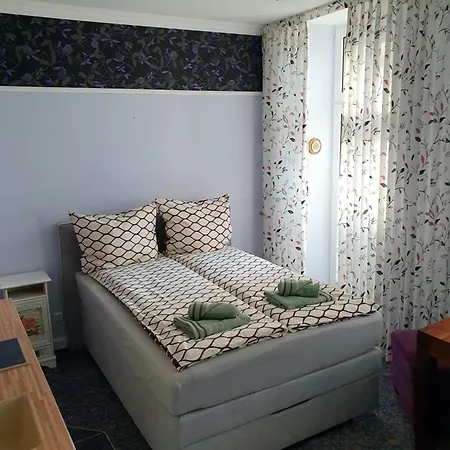 Am Kurpark Mit Balkon *